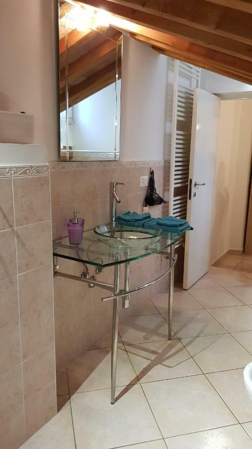 La Casa Di Oliva Daire Macerata Dış mekan fotoğraf